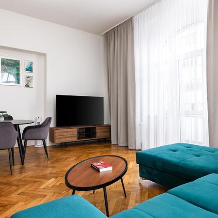 Stay2Gether City Buzz Apt - O2 Arena - Sleeps 6 Prága Kültér fotó